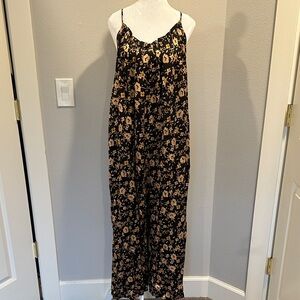 Source Unknown Black and Tan Floral Jumpsuit